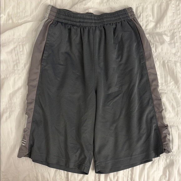 Men's Gray Athletic Shorts - Picture 1 of 2